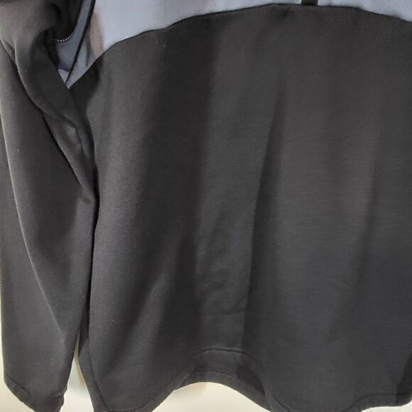 Adidas Men's Gray & Black Cuma Warm Pullover - Picture 7 of 9